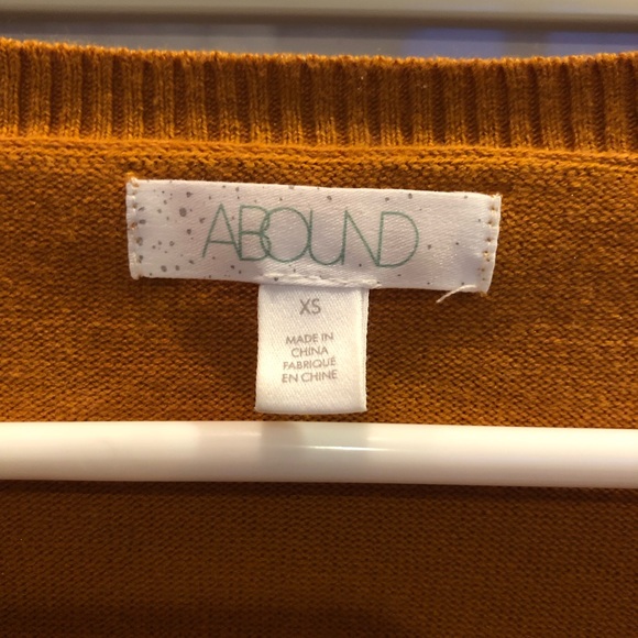 Abound Extra Small Women’s Sweater - Picture 7 of 8